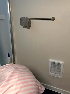 NaomiBella333 online show from November 12, 10:52 pm