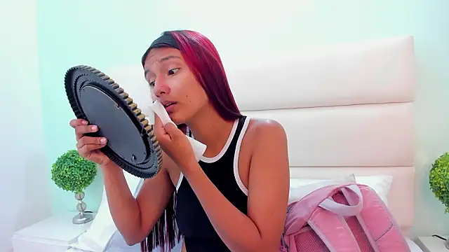 Maray Lous online show from February 21, 8:10 pm