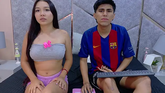 Lily y Finn online show from November 20, 12:05 pm