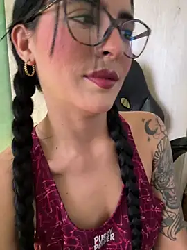 Cristal Cerati  online show from December 15, 4:44 pm