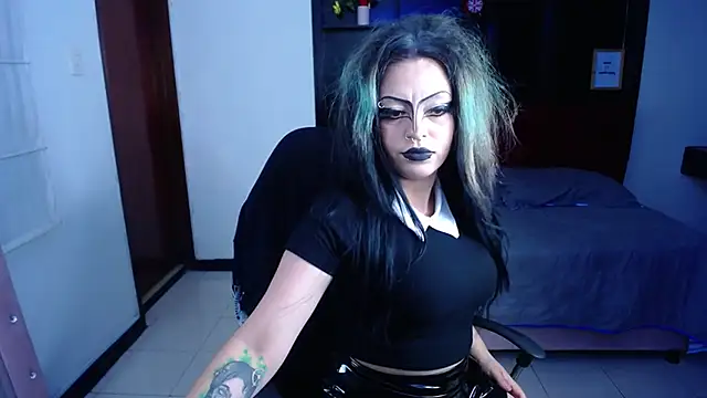 Belladonna trix online show from November 25, 7:25 pm