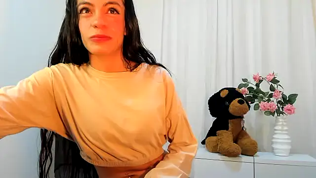 ana maria    online show from June 17, 3:20 am