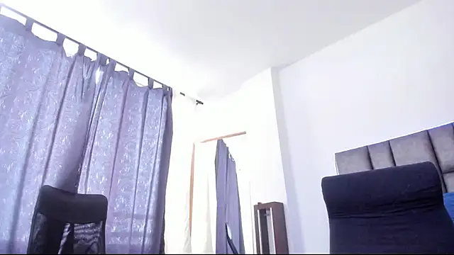 sarahhernandez online show from May 21, 2:02 pm