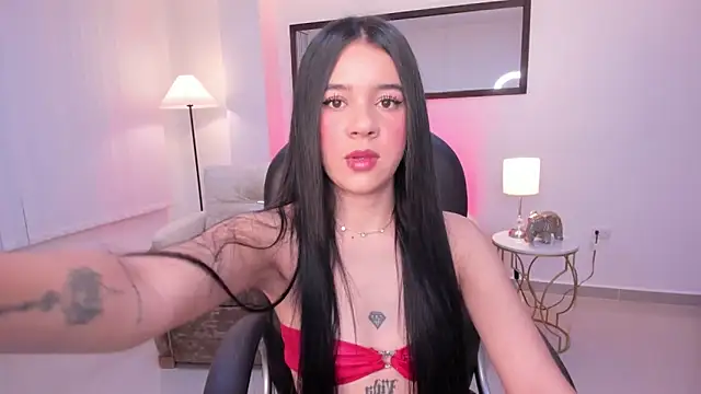 Snapshot of alix_nova chatting on November 20, 11:32 am alix nova online show from November 20, 11:32 am