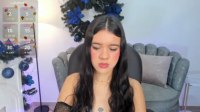 Snapshot of alix_nova chatting on December 3, 11:19 am alix nova online show from December 3, 11:19 am