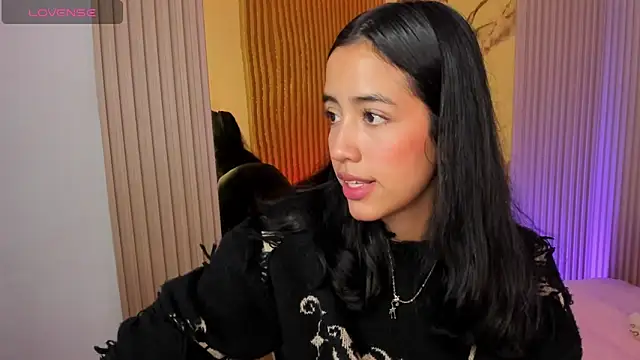 Joselyn tay online show from June 11, 12:25 pm