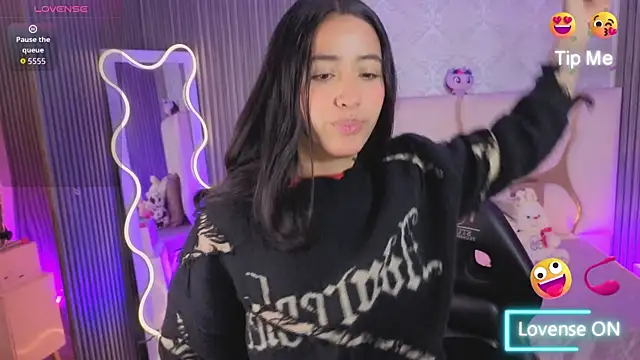 Joselyn tay online show from July 9, 11:58 am