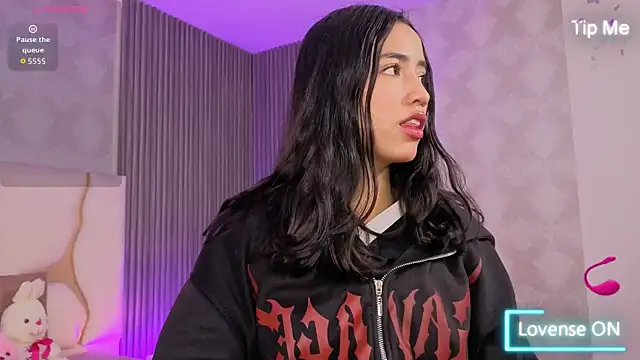 Joselyn tay online show from July 14, 1:17 pm