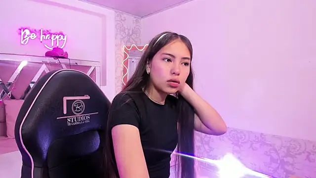 ISABELA TAY online show from December 16, 11:37 am