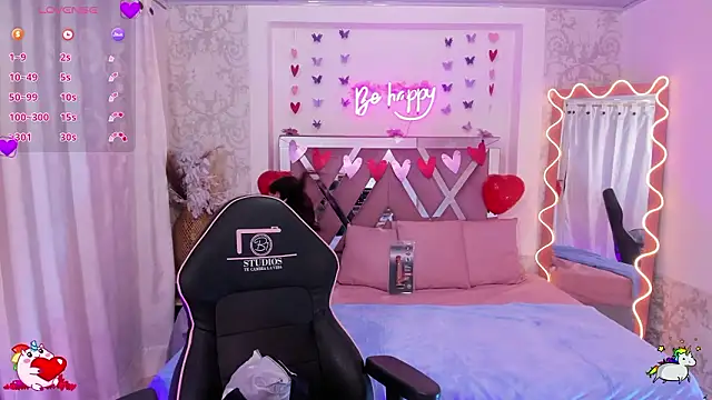 ISABELA TAY online show from February 23, 11:40 am