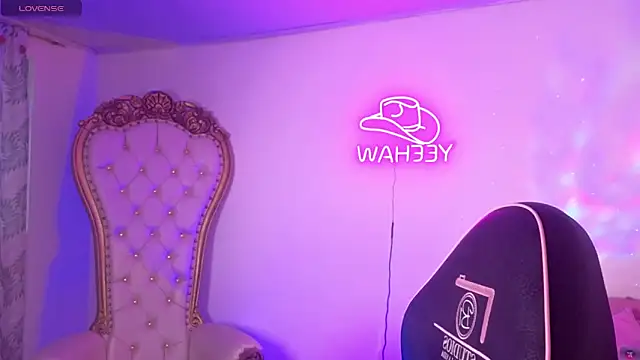ISABELA TAY online show from July 8, 11:58 am