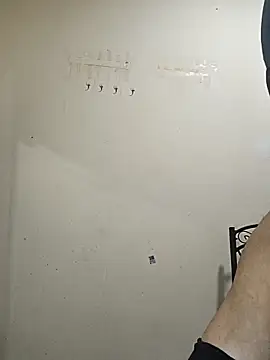 Snapshot of Hamoudy50 chatting on November 23, 10:42 pm Hamoudy50 online show from November 23, 10:42 pm