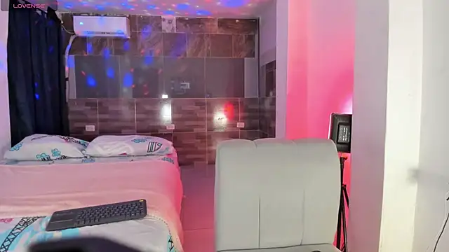 angell dusttt online show from December 3, 3:36 am