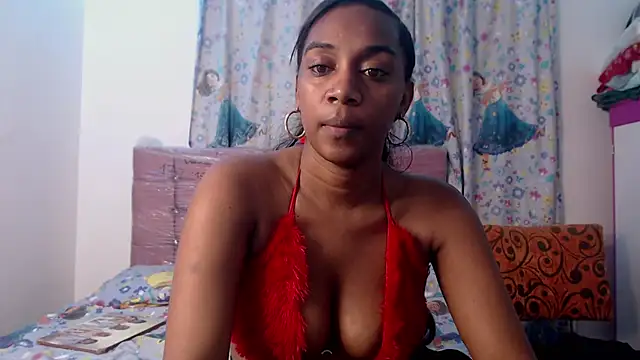 AishaOwens online show from December 23, 3:48 am