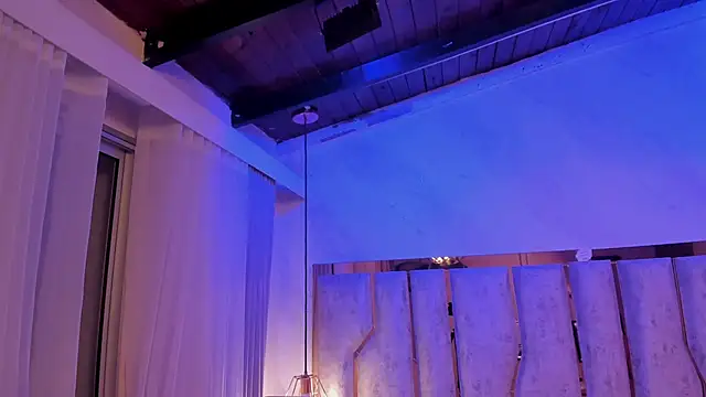 Caroline palmerr online show from February 2, 3:16 am