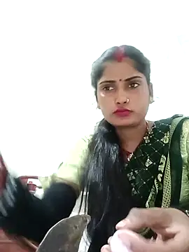 Snapshot of Pushpa_hotty chatting on December 20, 2:40 am Pushpa hotty online show from December 20, 2:40 am