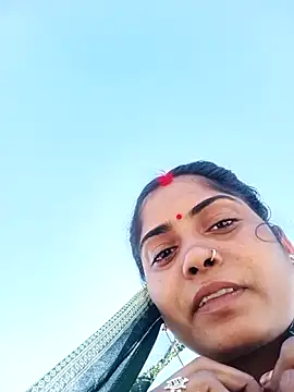 Snapshot of Pushpa_hotty chatting on February 7, 3:32 am Pushpa hotty online show from February 7, 3:32 am