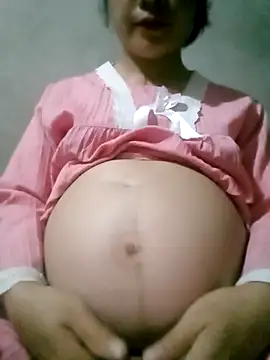 Snapshot of Micky_baby chatting on May 3, 6:30 am Micky baby online show from May 3, 6:30 am