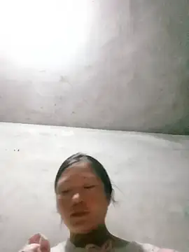 Snapshot of Micky_baby chatting on May 18, 2:56 pm Micky baby online show from May 18, 2:56 pm