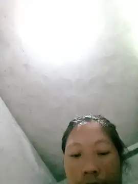 Snapshot of Micky_baby chatting on June 23, 6:33 am Micky baby online show from June 23, 6:33 am