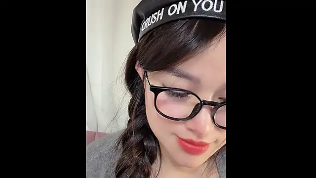 MiCandy-Lovee online show from November 21, 7:01 pm