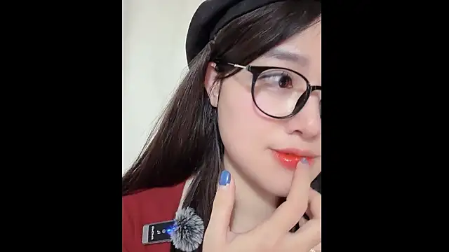 MiCandy-Lovee online show from November 24, 6:29 pm