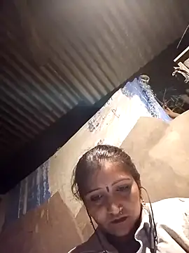 yanuw online show from November 18, 3:05 pm