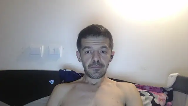 Dale E online show from November 27, 9:28 pm