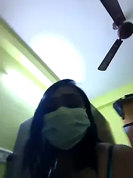 Dharshini98 online show from December 19, 1:01 am