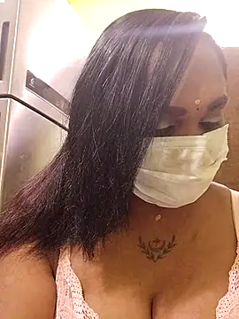 Dharshini98 online show from January 14, 2:12 pm