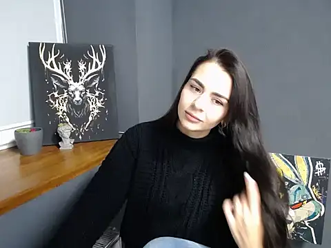 divina kira online show from November 22, 8:02 am