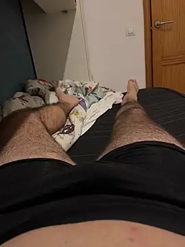 Yannick04 online show from November 19, 1:38 am