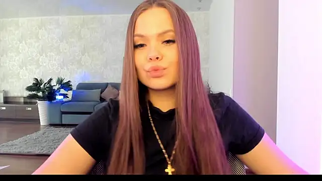 Kira love 81 online show from May 24, 4:17 am