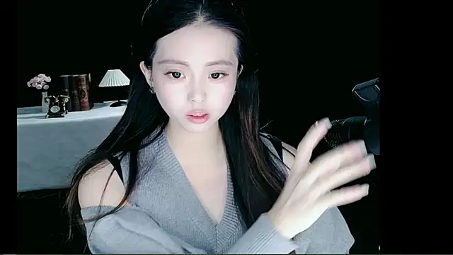 nannanbaby002 online show from November 18, 2:21 pm