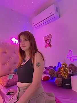 Teenjenn  online show from December 4, 12:42 am