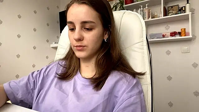 Snapshot of SweetieKatie chatting on November 25, 10:26 am SweetieKatie online show from November 25, 10:26 am