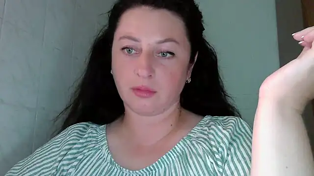 MelinaAx online show from July 14, 7:30 pm