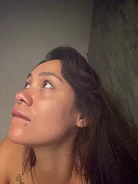 Snapshot of carolsapequinha chatting on June 20, 11:46 am carolsapequinha online show from June 20, 11:46 am