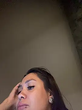 Snapshot of carolsapequinha chatting on July 17, 4:52 am carolsapequinha online show from July 17, 4:52 am