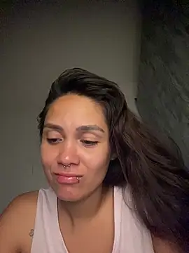 Snapshot of carolsapequinha chatting on July 24, 11:19 am carolsapequinha online show from July 24, 11:19 am