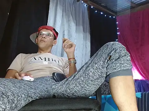 FANTASYBOYS11 online show from November 26, 11:50 pm