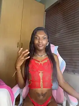 LatoyaPosh online show from November 29, 2:47 am