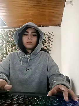 Snapshot of Irina_Fernandez chatting on November 19, 2:06 pm Irina Fernandez online show from November 19, 2:06 pm