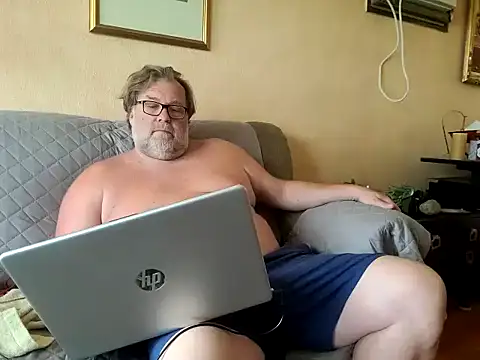 Snapshot of Joshc405 chatting on July 11, 1:36 pm Joshc405 online show from July 11, 1:36 pm