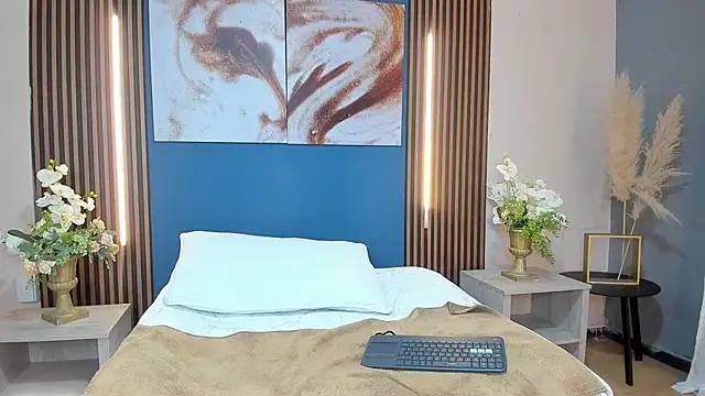 two on fire online show from November 21, 7:45 pm