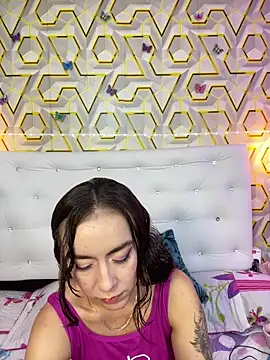 Snapshot of MelanyyJhonson15 chatting on May 14, 2:29 am MelanyyJhonson15 online show from May 14, 2:29 am