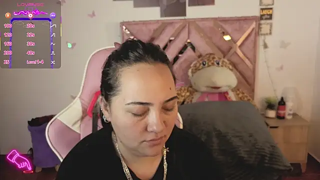 Jasmine 1526 online show from December 2, 10:31 am