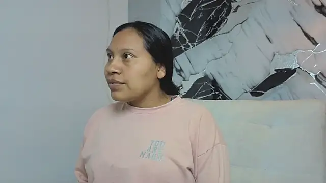 Snapshot of Hanna_Goldenst chatting on November 21, 9:02 pm Hanna Goldenst online show from November 21, 9:02 pm