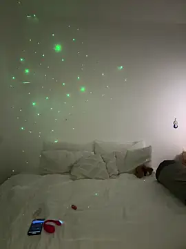 Snapshot of dolceragazza_15 chatting on November 24, 10:42 pm dolceragazza 15 online show from November 24, 10:42 pm