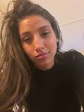 Paulett Smith online show from March 12, 10:27 pm